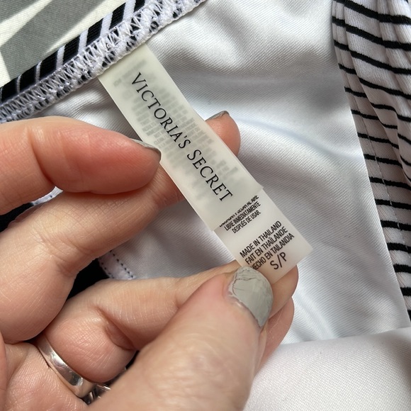 Victorias Secret Swim Strappy Butt Scrunch Bikini S/M VINTAGE - Picture 3 of 12